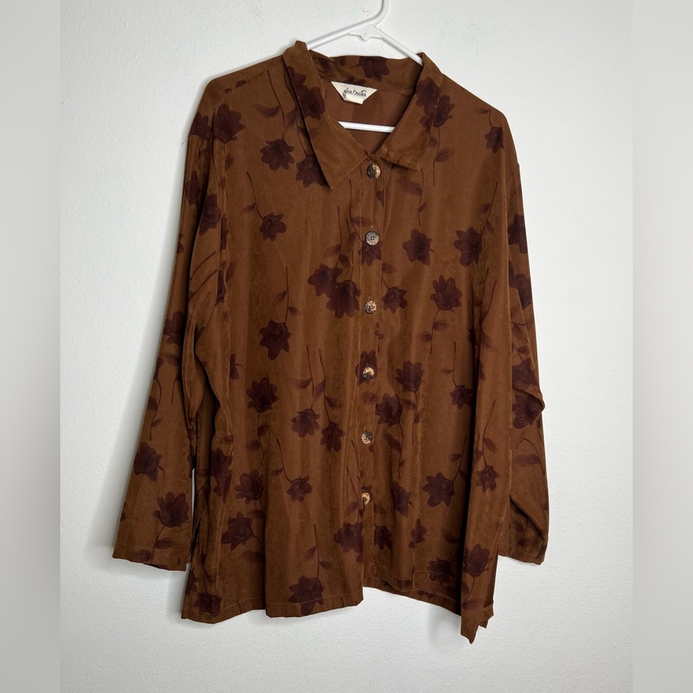 Fern Dratten Womens Brown Floral Button Front Blouse Shoulders 21 in Chest 56 in